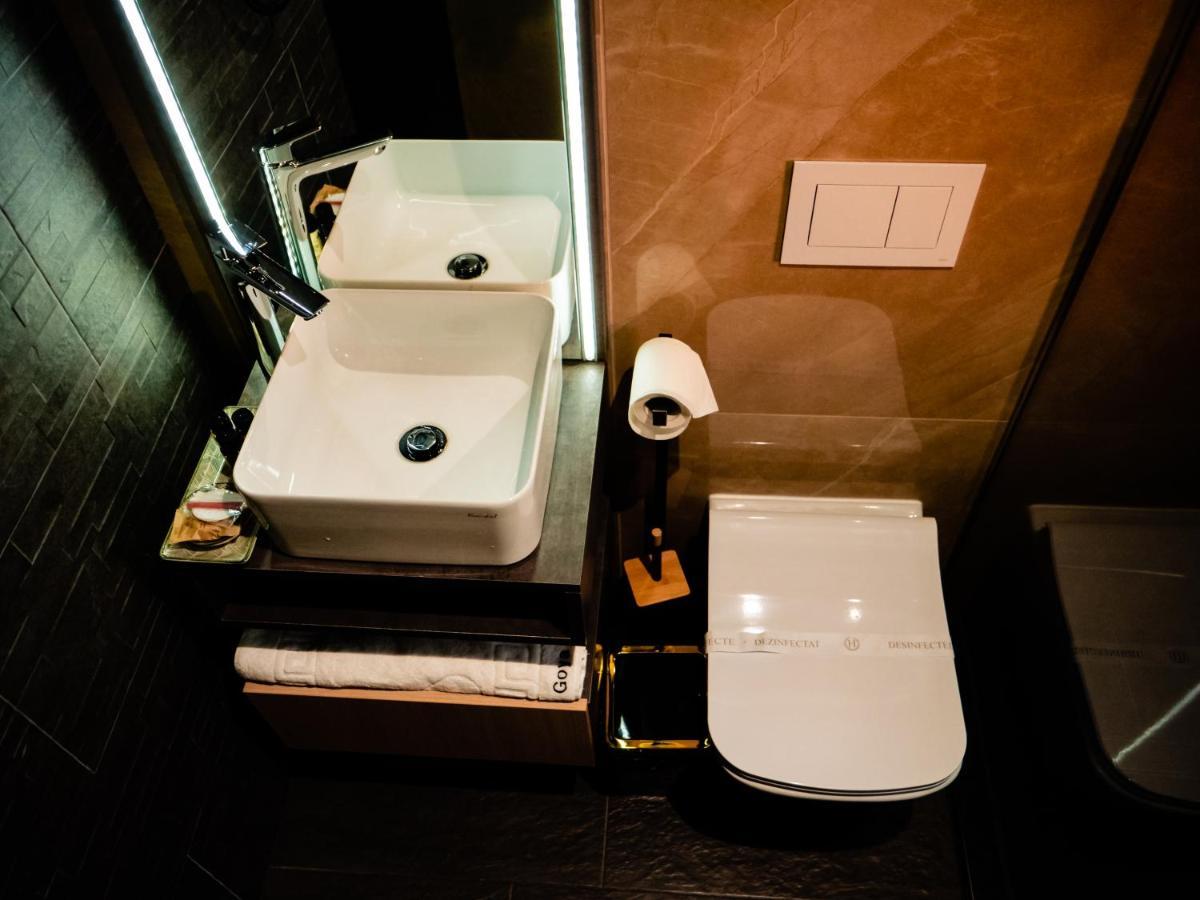 Hotel Goya Boutique Târgu Jiu Buitenkant foto