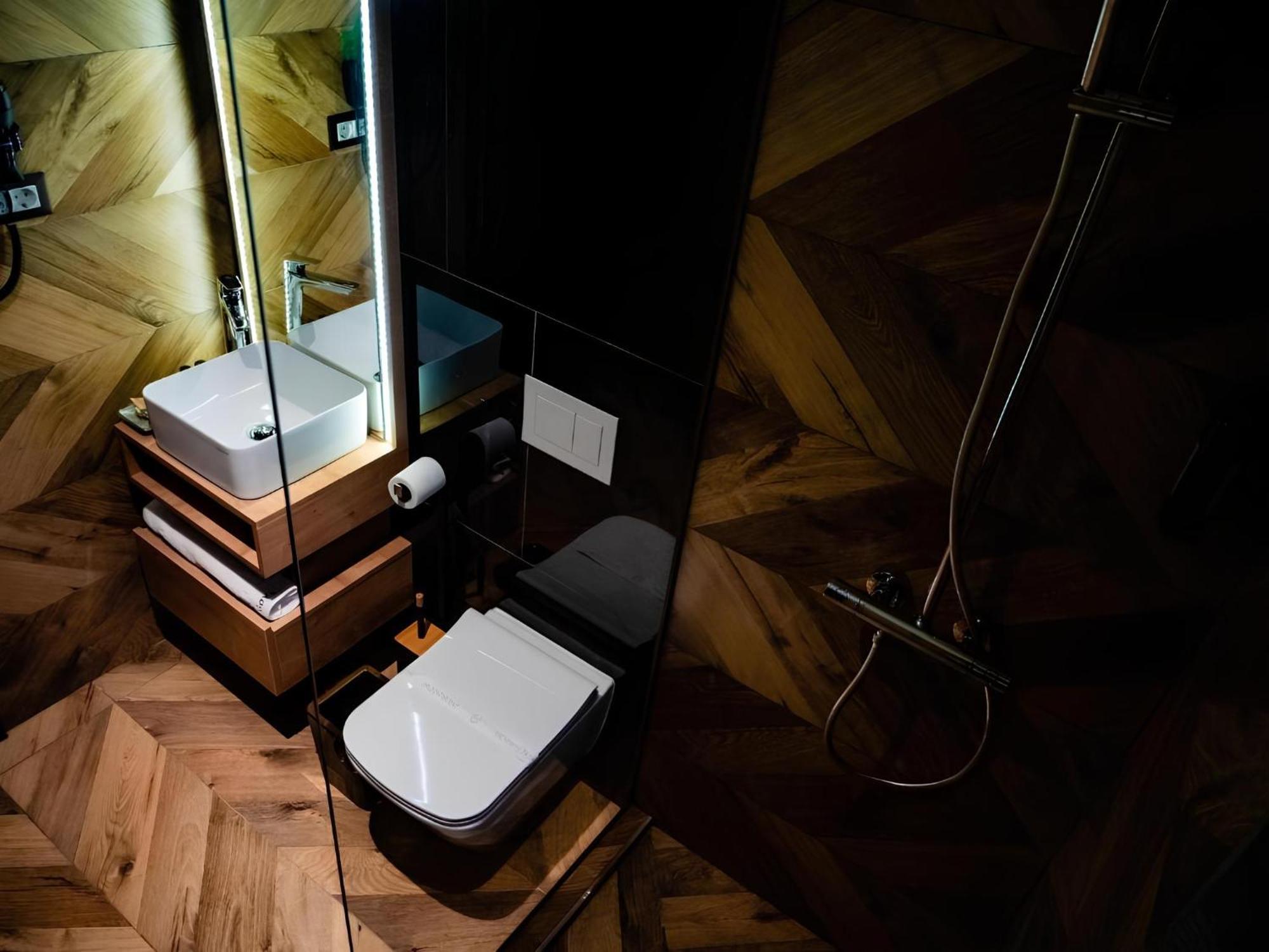 Hotel Goya Boutique Târgu Jiu Buitenkant foto